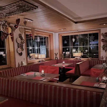 Hotel Alpenhof