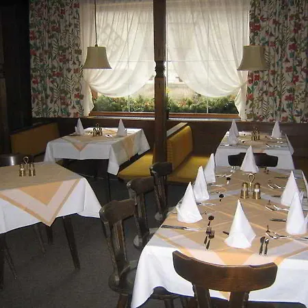 Hotel Alpenhof 3*